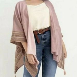 Ryllace Mauve Embroidered Trim Tassel Woven Kimono One Size